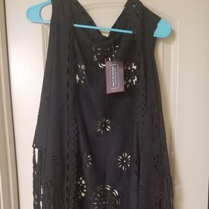 New with tag-Black suede boutique vest